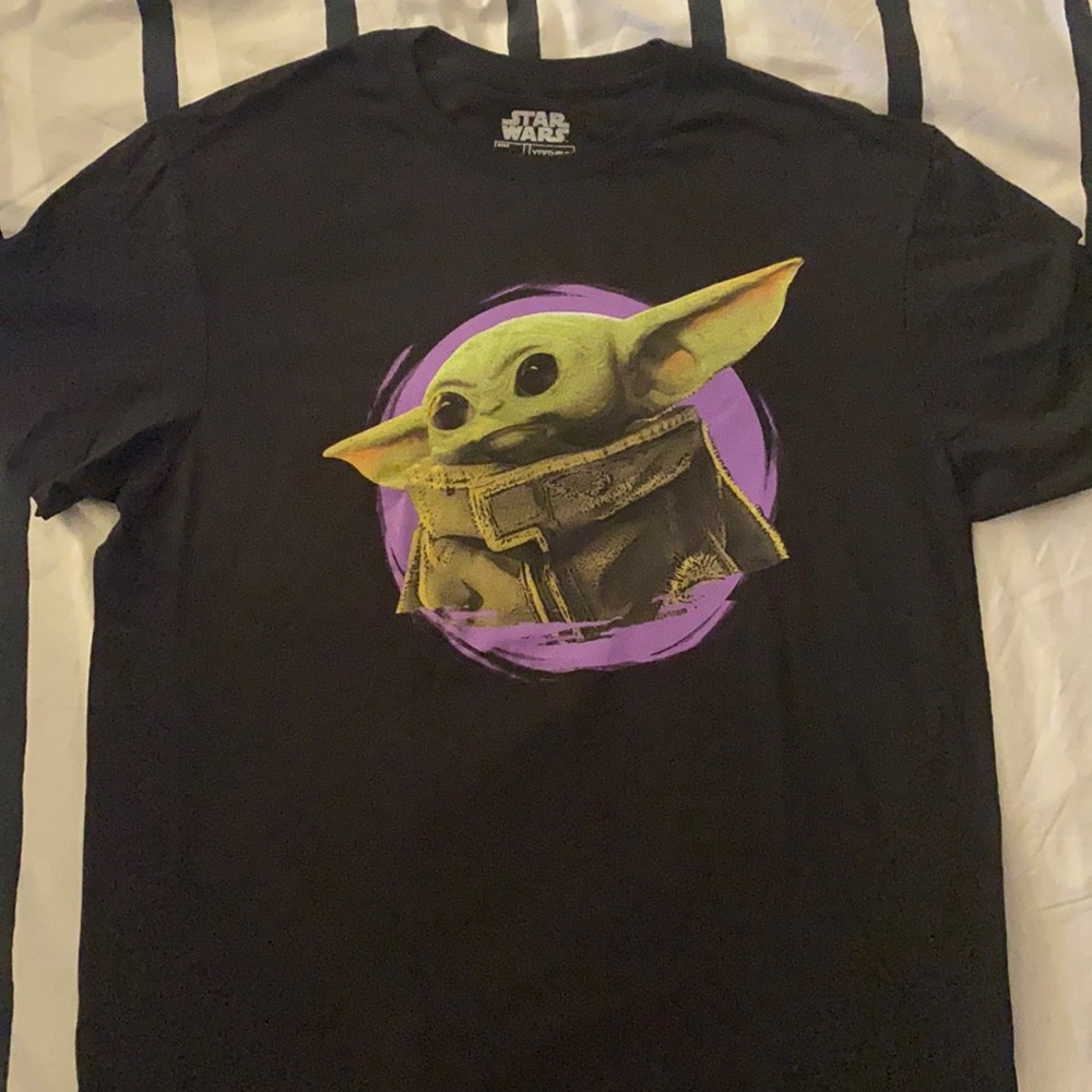 Baby Yoda Shirt, L